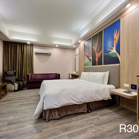 Cigar Motel Тайнань Экстерьер фото