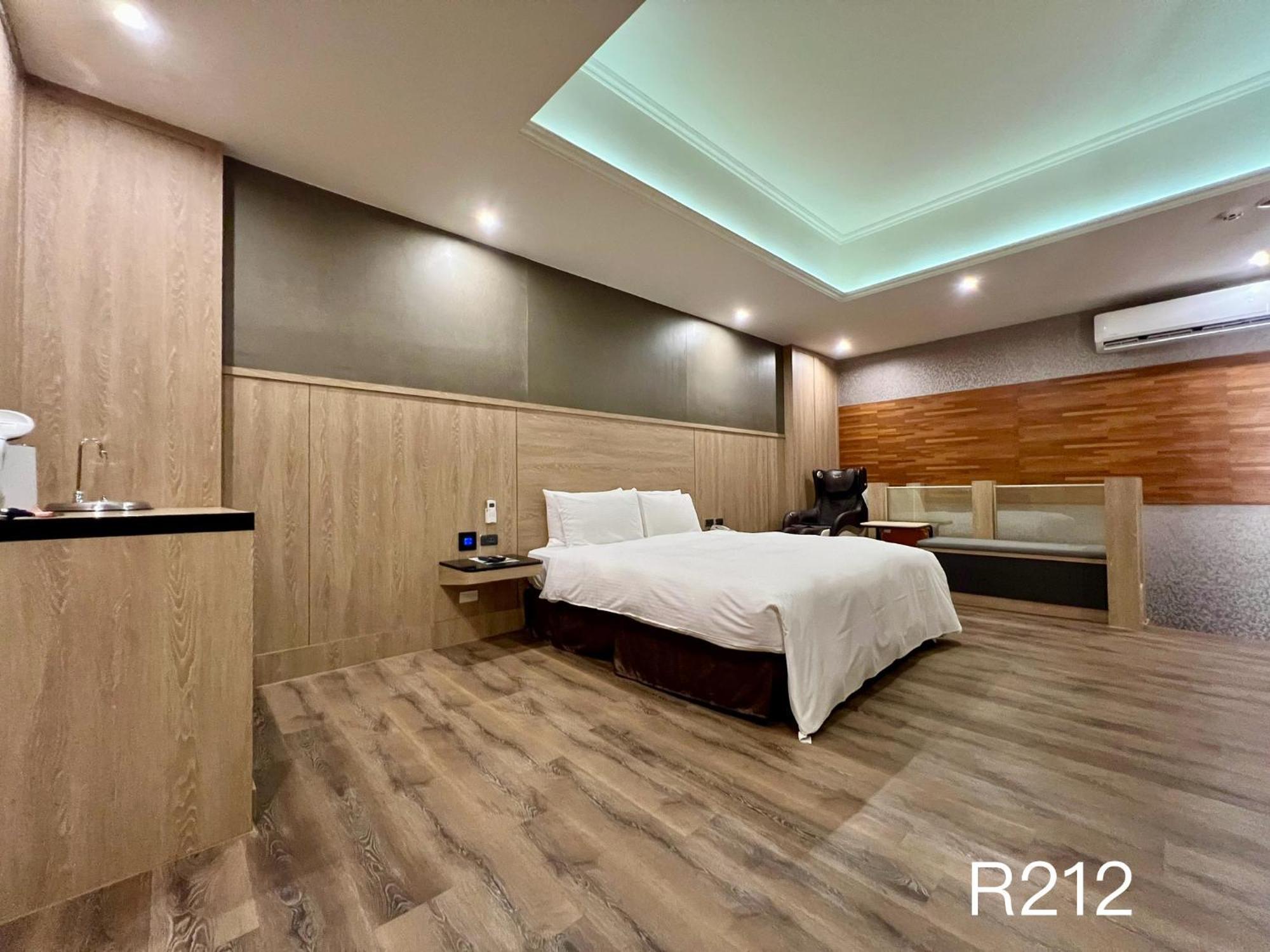 Cigar Motel Тайнань Экстерьер фото