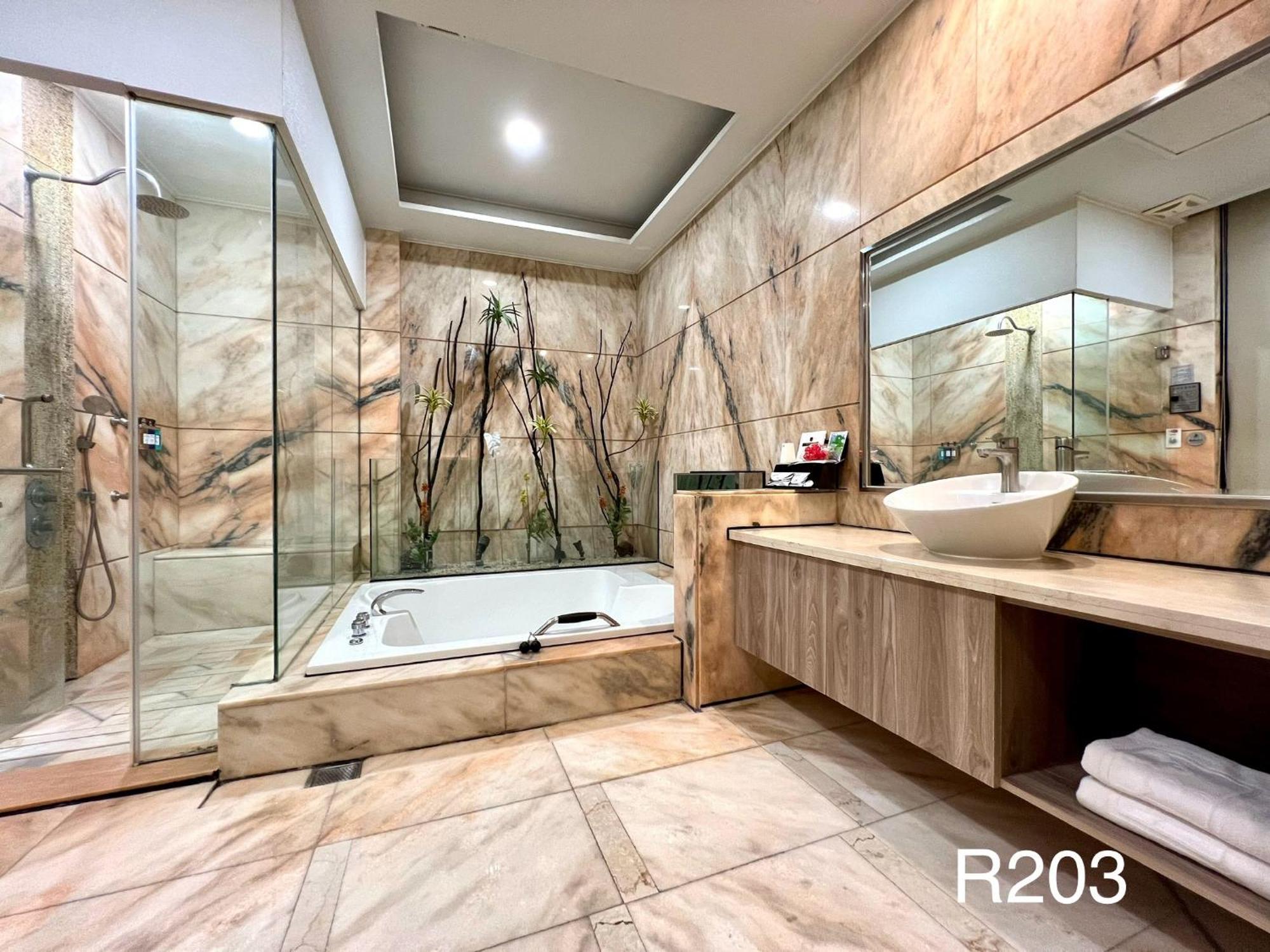 Cigar Motel Тайнань Экстерьер фото