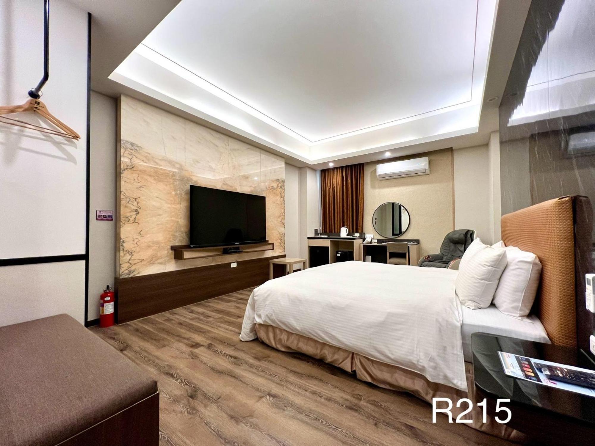 Cigar Motel Тайнань Экстерьер фото