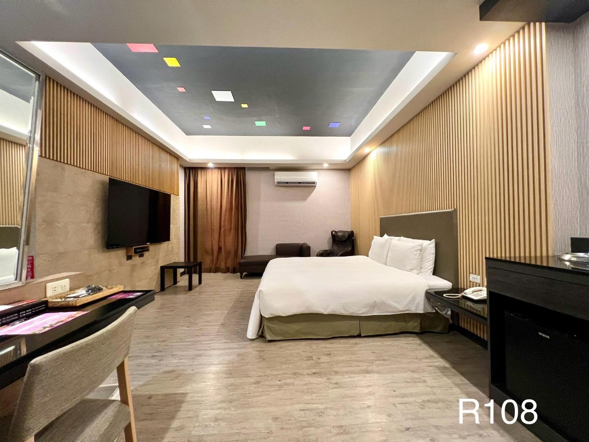 Cigar Motel Тайнань Экстерьер фото